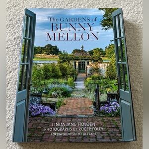 The Gardens of Bunny Mellon Book